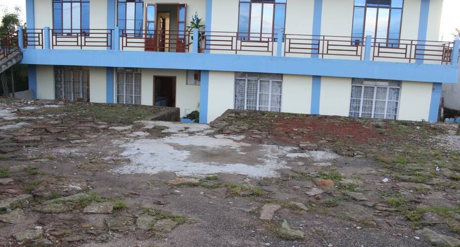 Pumpkin Vibgyor Guest House, Cherrapunjee 1