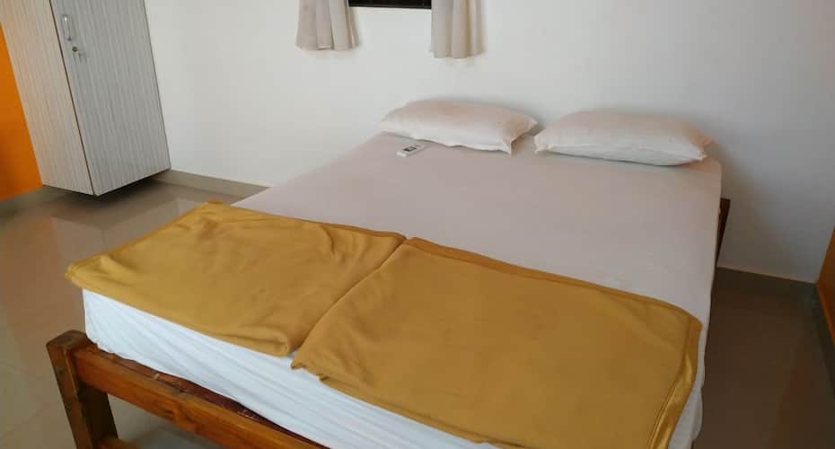 iROOMZ Poornima Guest House, Gokarna 2