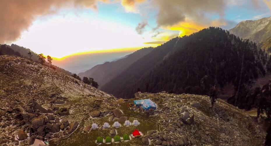 Himalayan Quest Camp and Cafe, Kangra 4
