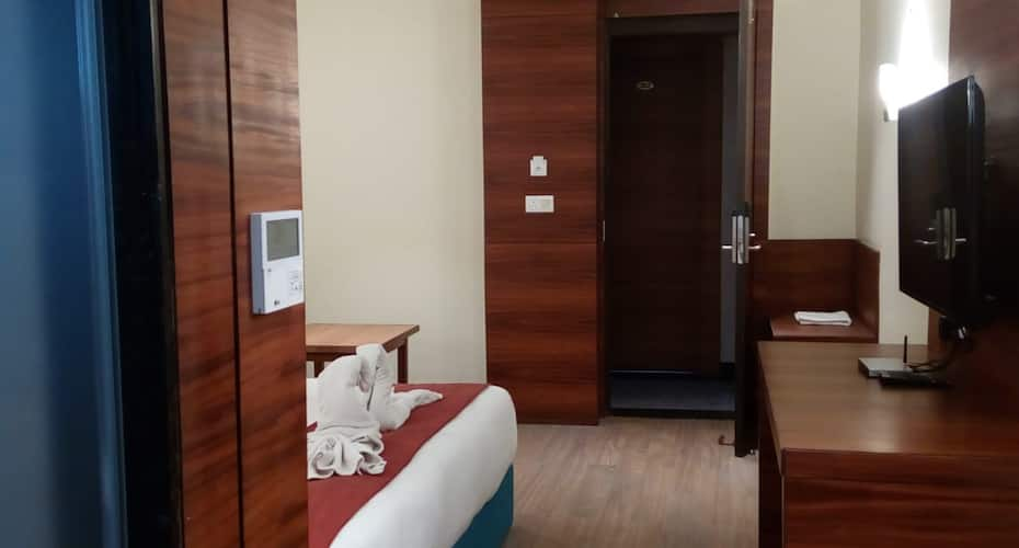 Kings Crown Salt Lake Hotel Kolkata Book Hotel Online Hoteldekho