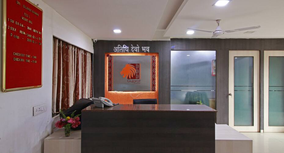Toran Gujarat Bhavan, Mount Abu, Mount Abu 3