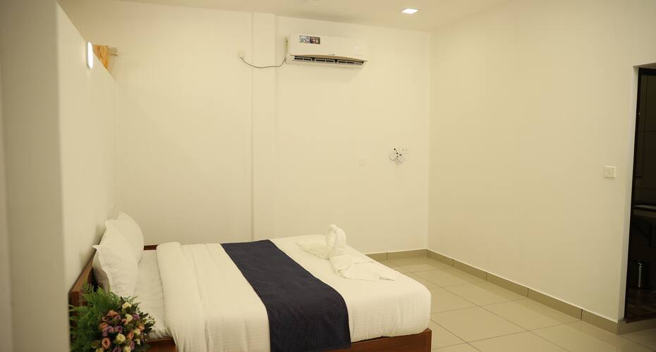 Sunstar Residency & Food Palza, Kottayam 2