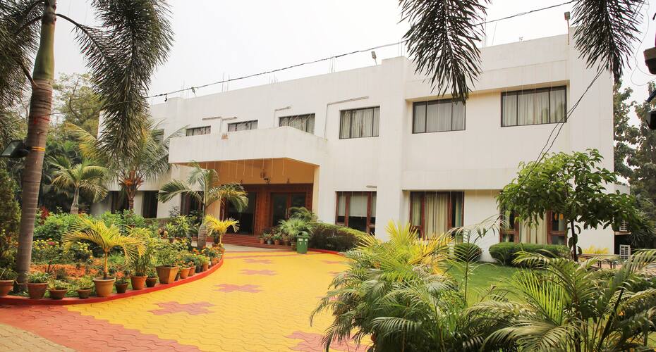 B10 International,Bhubaneswar, Bhubaneswar 1