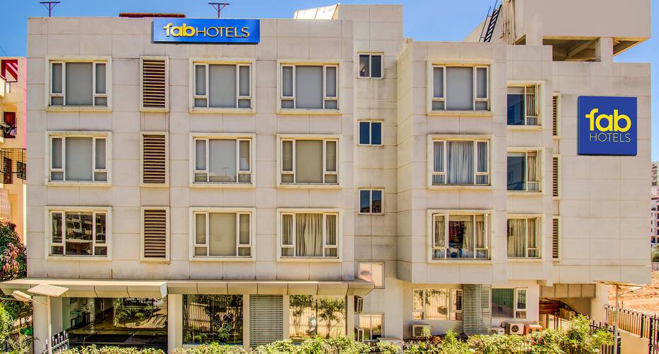 Fabhotel Sherwood Suites, Bangalore 3