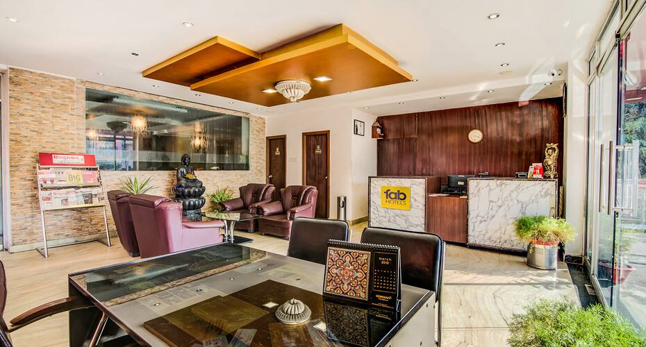 FabHotel Orange Inn Kankarbagh, Patna 3