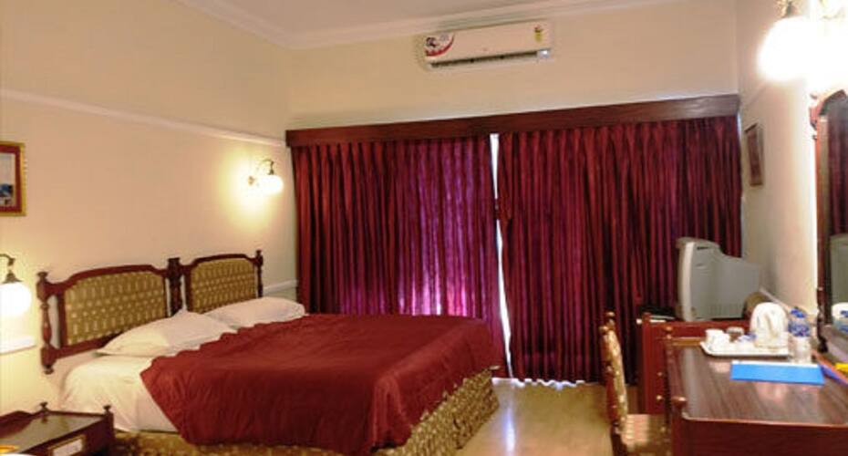 Lalitha Mahal Palace Hotel Mysore Book This Hotel At The Best