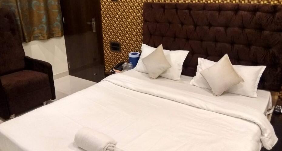 JK Rooms 126 Hotel Parashar Legacy, Nagpur 5