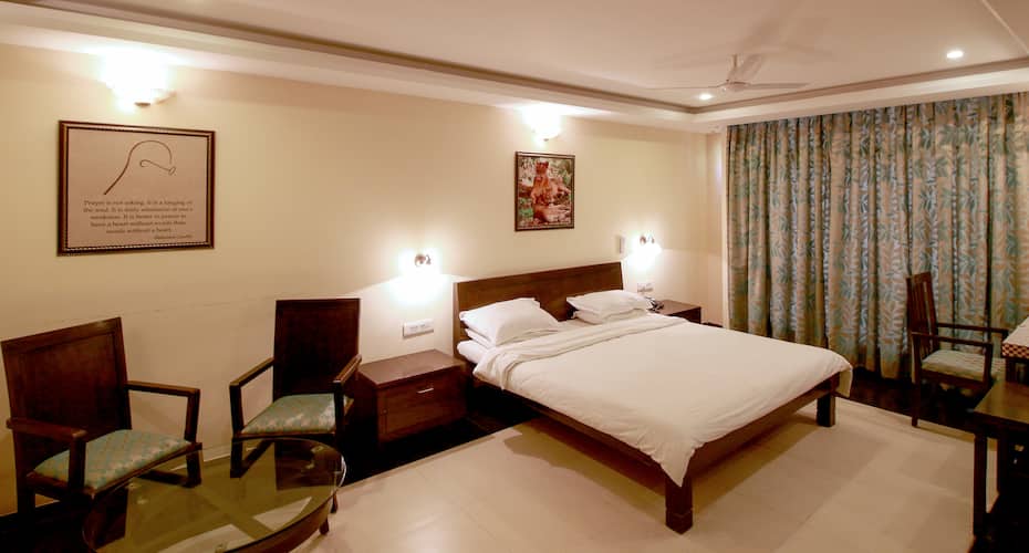 Toran Hotel Ahmedabad, Ahmedabad 5