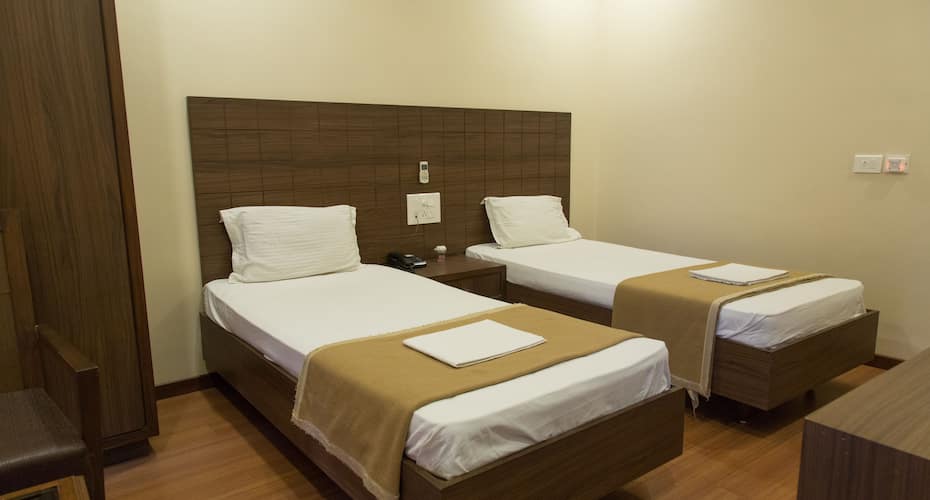 JK Rooms 137 Majestic Annexe, Nagpur 2