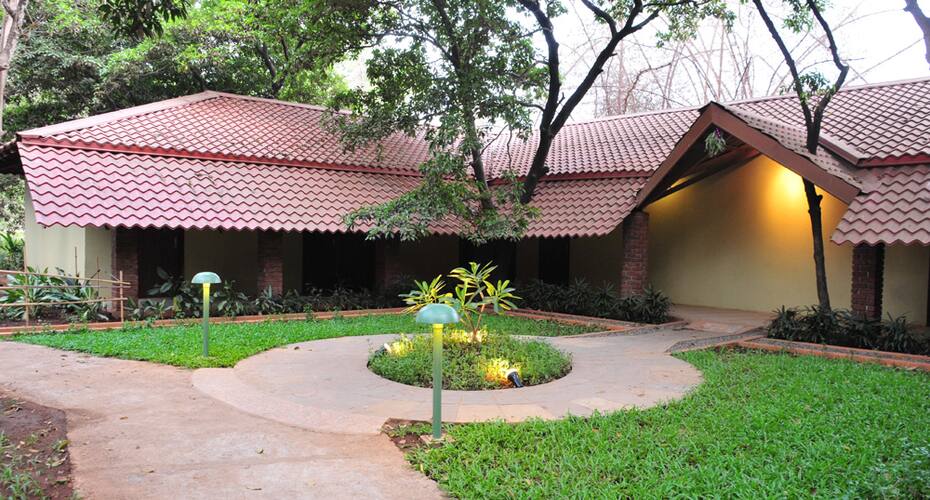 Sai Palace Hotel and Gardens, Thane 3