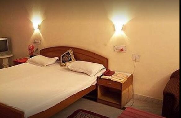 Sri Sai Balaji Lodge, Hyderabad 5