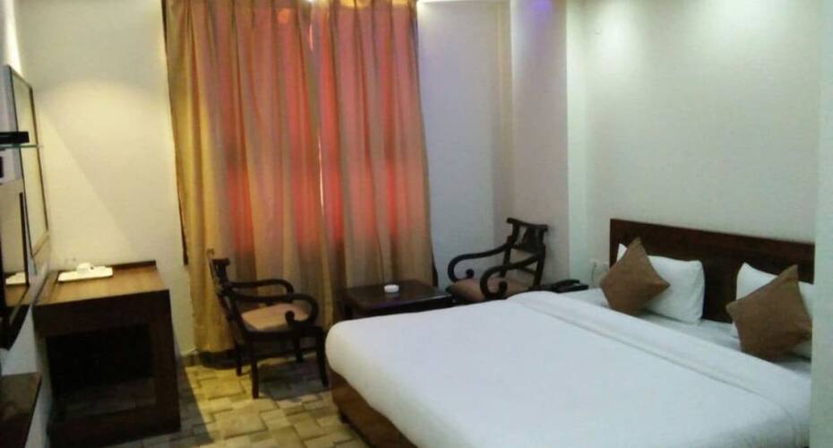 Hotel Four Season, Khajuraho 4