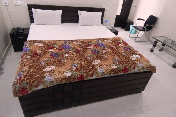 Silpa Hotel and Lodge, Guntur 4