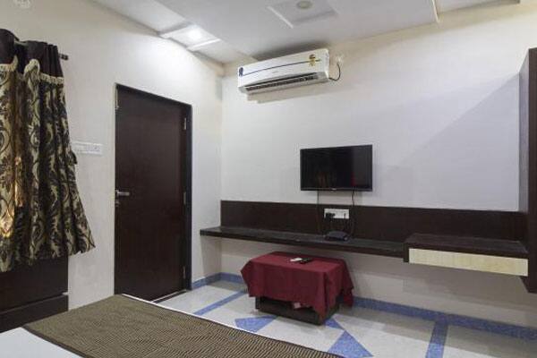 Hotel Richie Rich Resorts, Diu 1