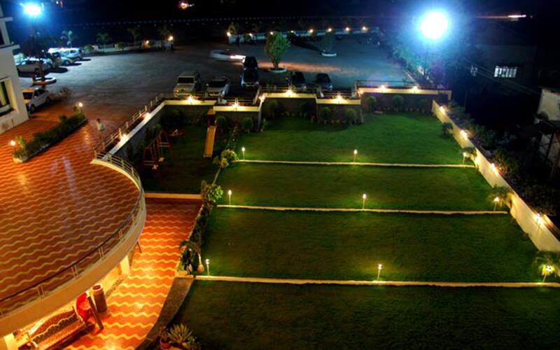 Hotel Mahendra, Satara 3