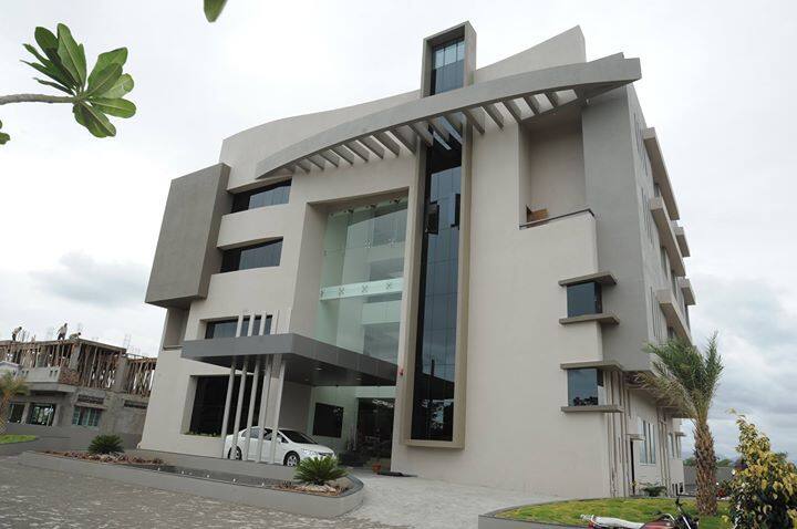 Hotel Maharaja Executive, Satara 1