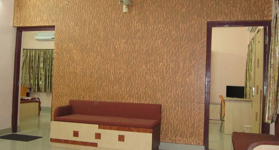 Indus Residency 64 GD309 Sector 3, Kolkata 4