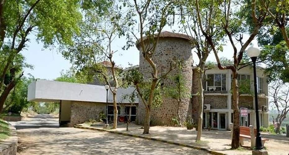 Saras Tourist Resort, Gurgaon 1
