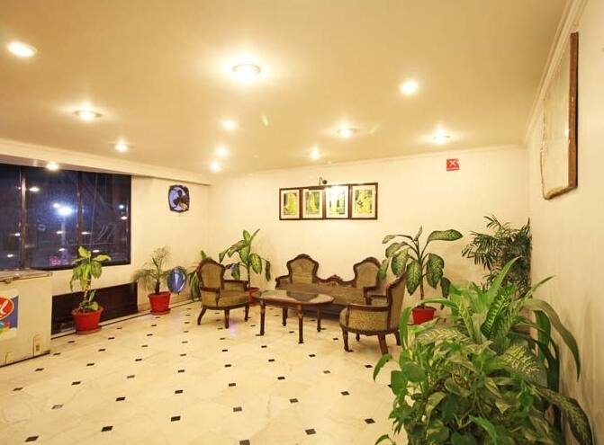 Jai Guru Hotel, Haldwani 4