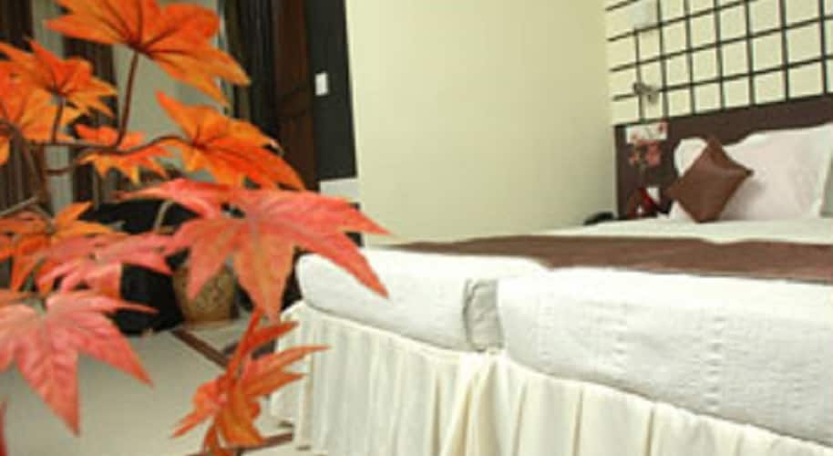 iStay Hotels Infantry Road, Bangalore 3