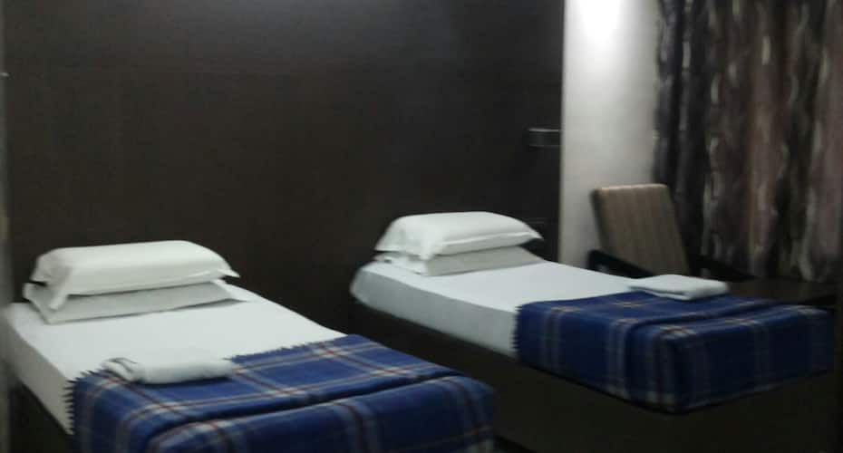 Surya Hotel, Rajahmundry 5