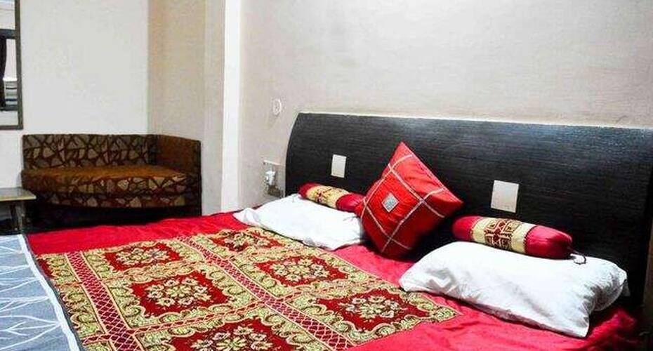 Hotel Shree Vinayak, Orchha 3