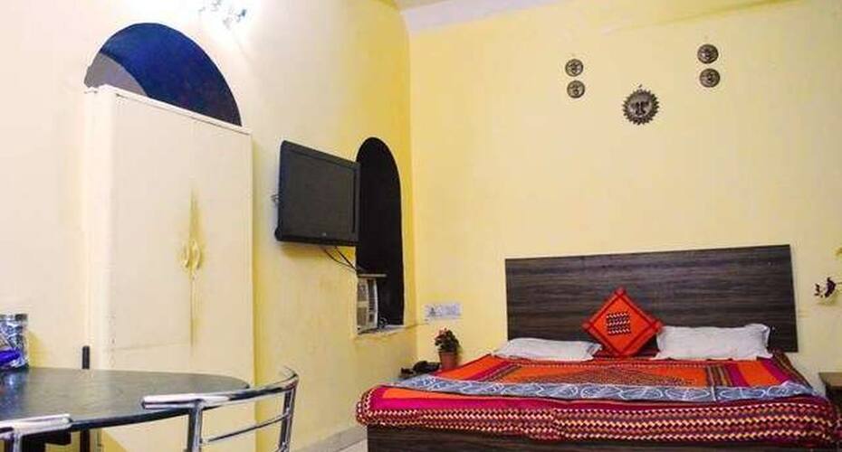 Hotel Shree Vinayak, Orchha 5