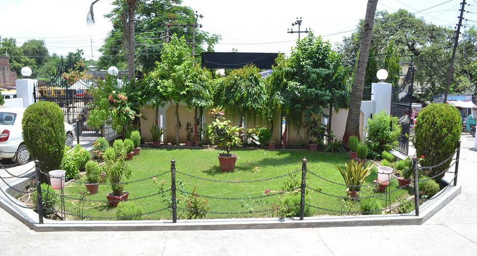 Shyam Hotel, Ghazipur 4