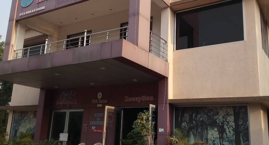 Hotel Roshni, Silvassa 2