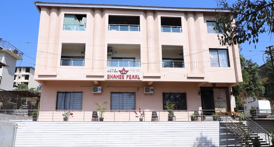 Hotel Shahee Pearl, Mahabaleshwar 1