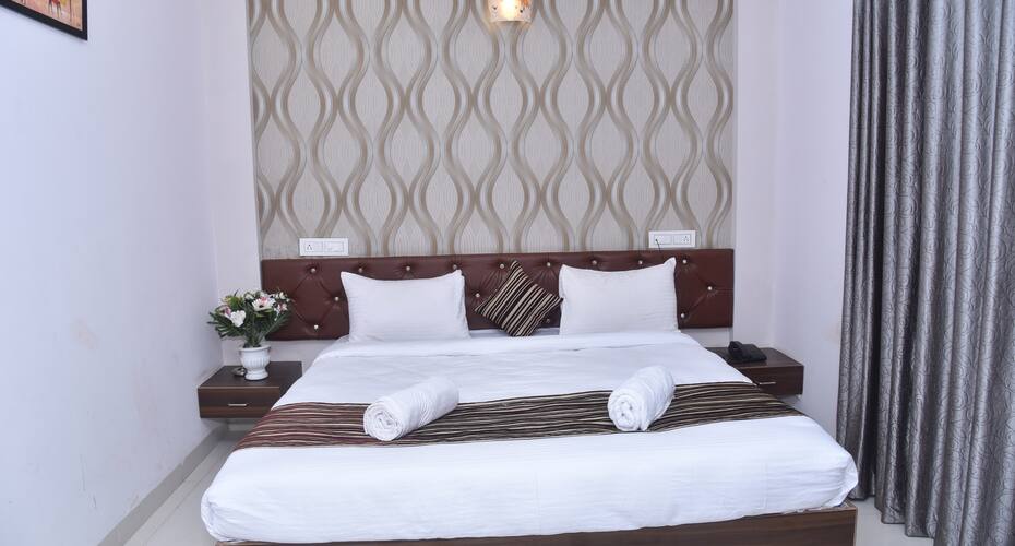 Hotel Shahee Pearl, Mahabaleshwar 4