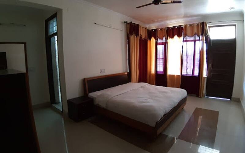 Hotel S N Residency, Mussoorie 1