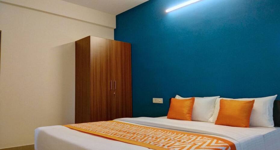Hotel 12 Degrees West EGL, Bangalore 5