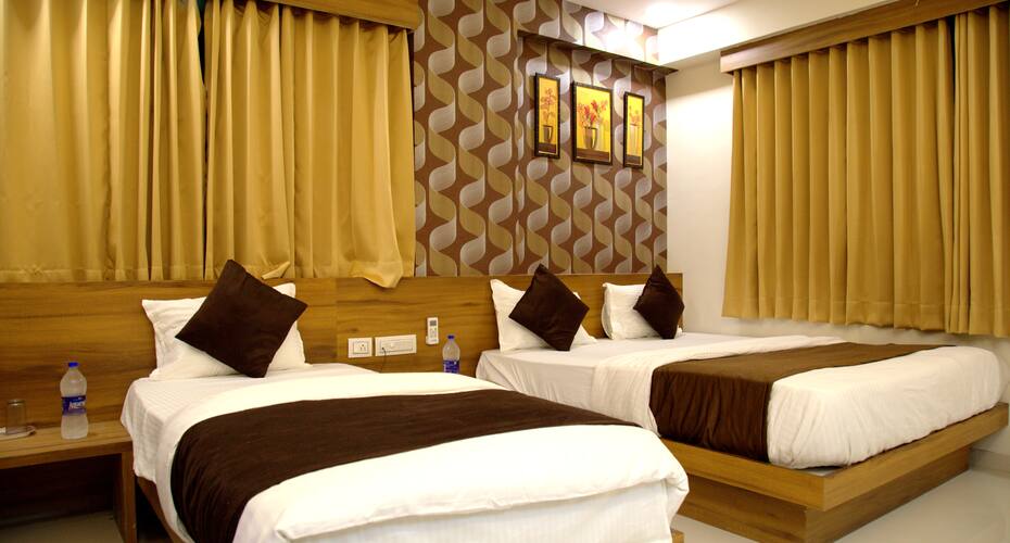 Hotel Leisure, Ahmedabad 2