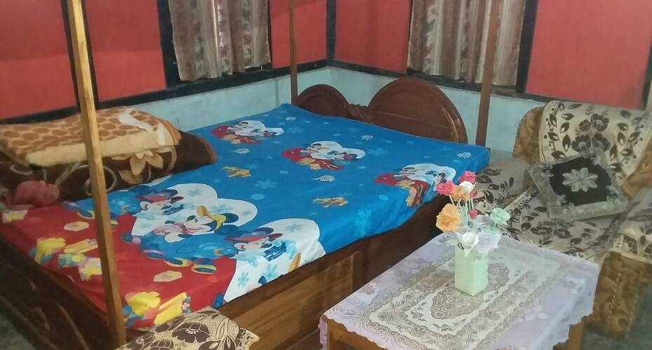Dhun Pech Home Stay, Kaziranga 2