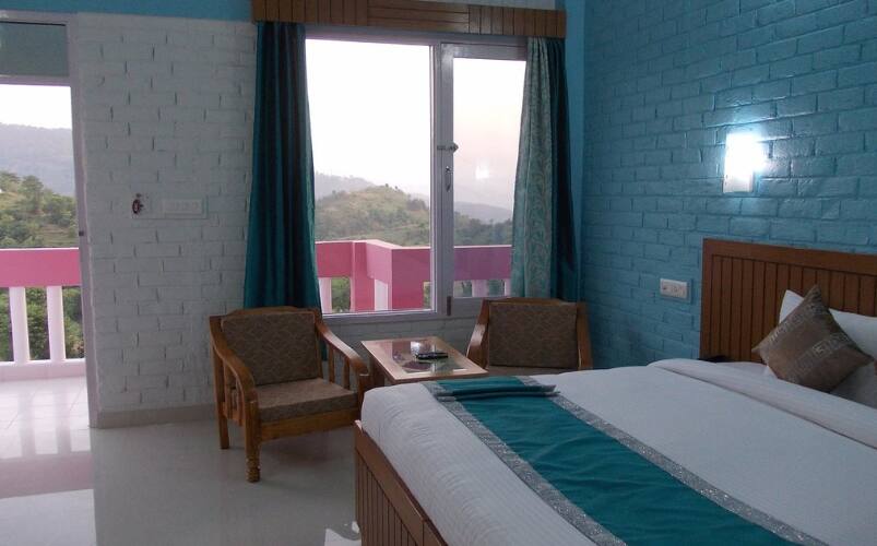 Sunshine Courtyard Resort, Shimla 4