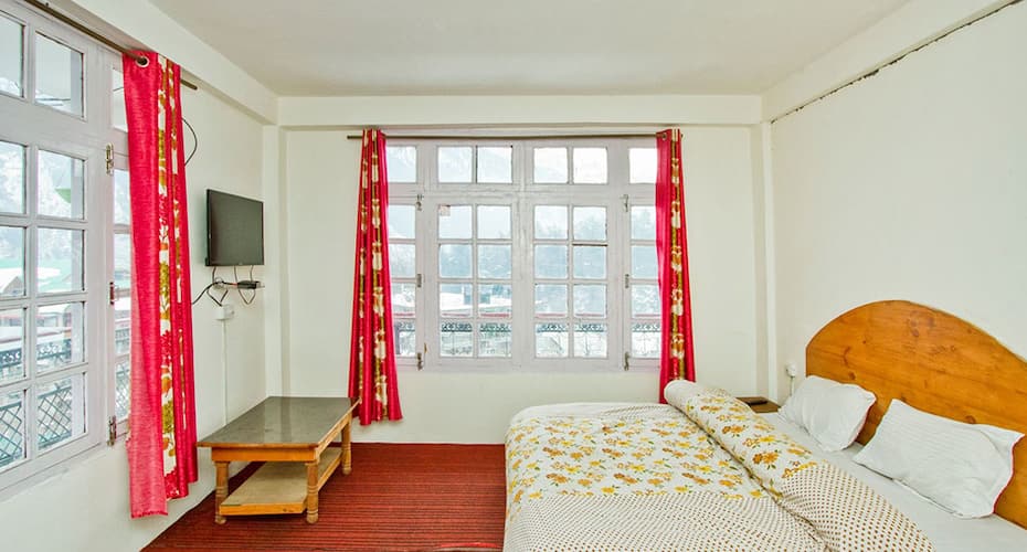 Hotel Lilly Inn & Cafe, Manali 5
