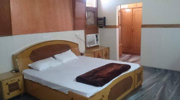 Satyam Hotel, Tohana 5