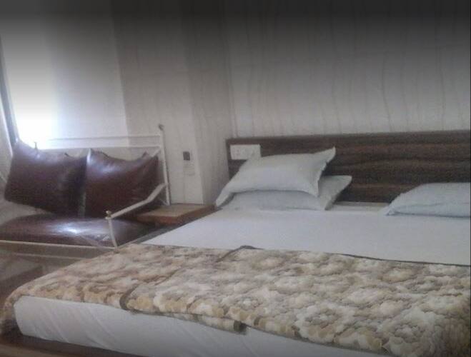 Madhav Guest House, Pune 2