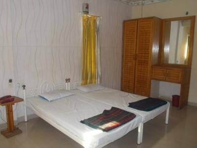 Madhav Guest House, Pune 4