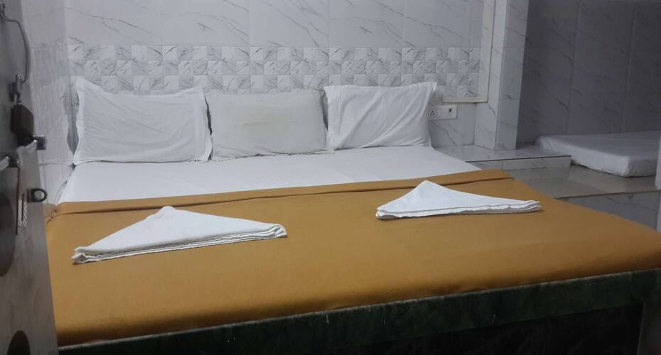 Hotel Firdous, Mumbai 5
