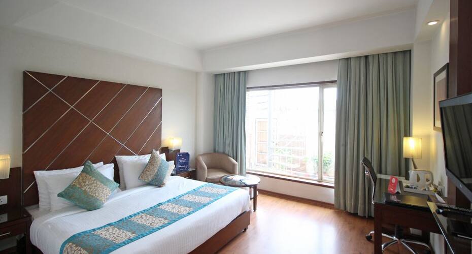Edition O 30043 Yellow White Residency, Gurgaon 2