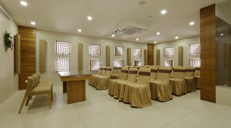 Hotel 440 - A Serene Stay, Ahmedabad 4