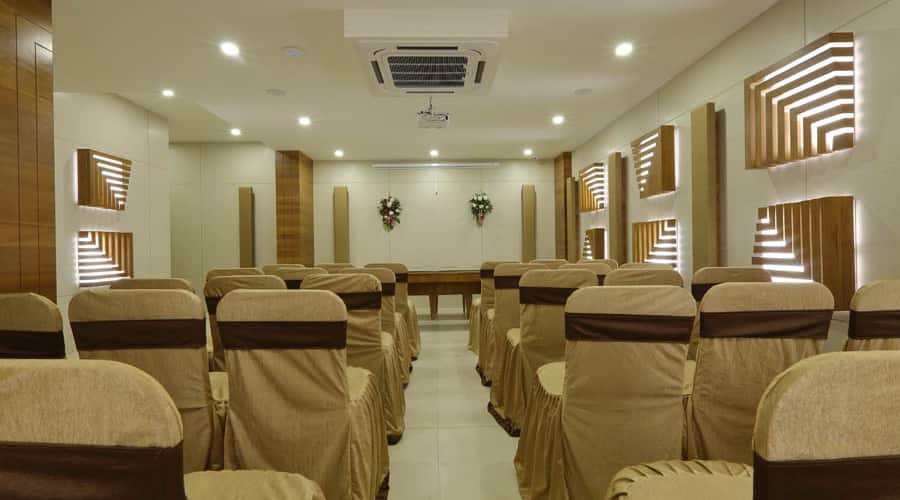 Hotel 440 - A Serene Stay, Ahmedabad 5