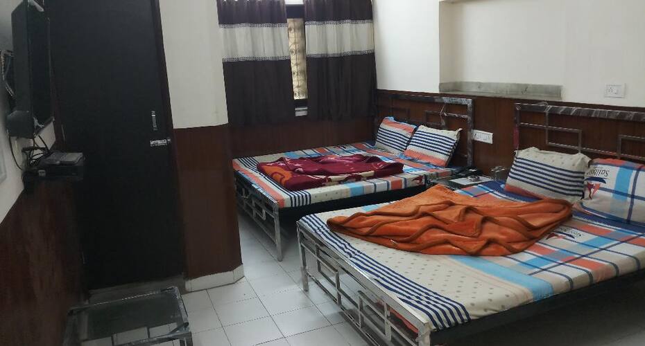 Hotel Bajrang, New Delhi 2