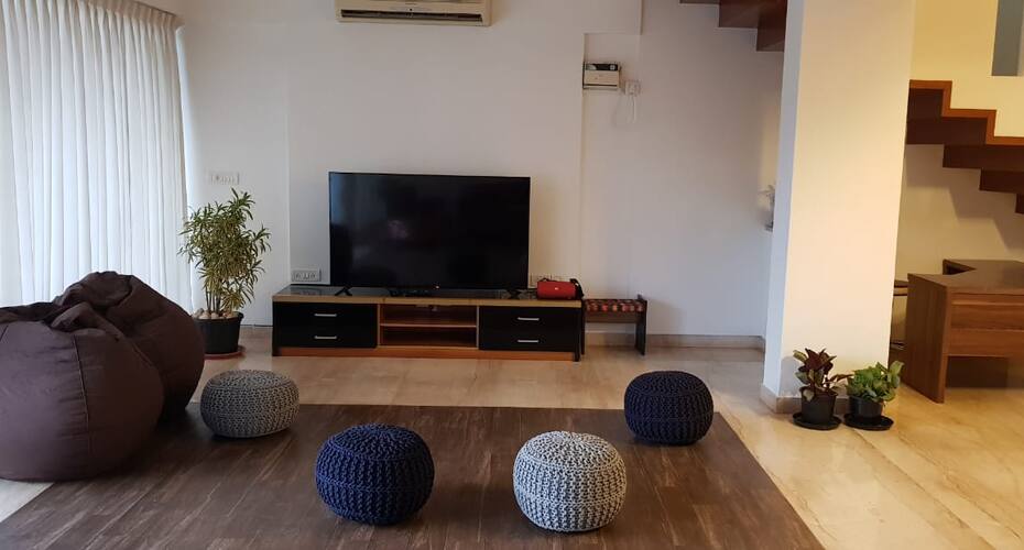 Emarald Beach House, Goa 5