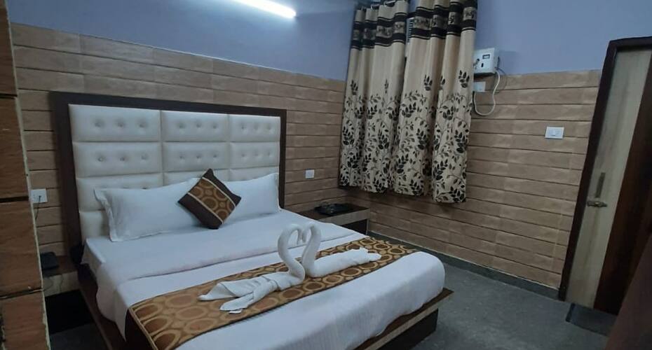 Hotel Katra Heights, Katra 2