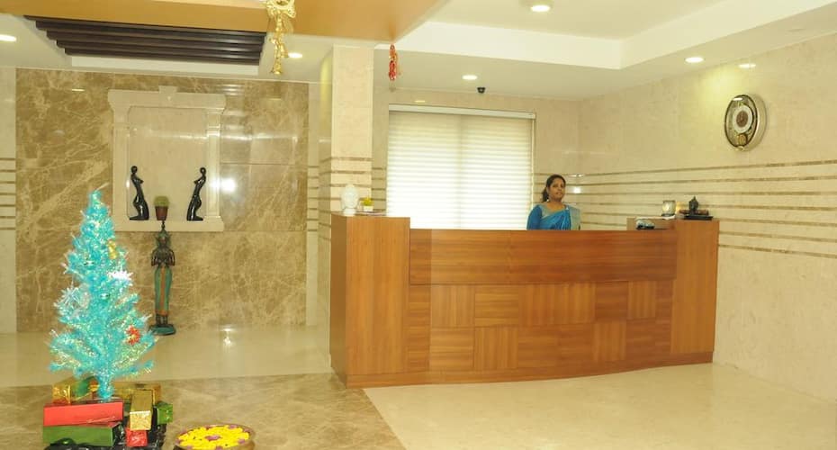 Ponni S Grand Inn Chennai Book This Hotel At The Best Price Only - 