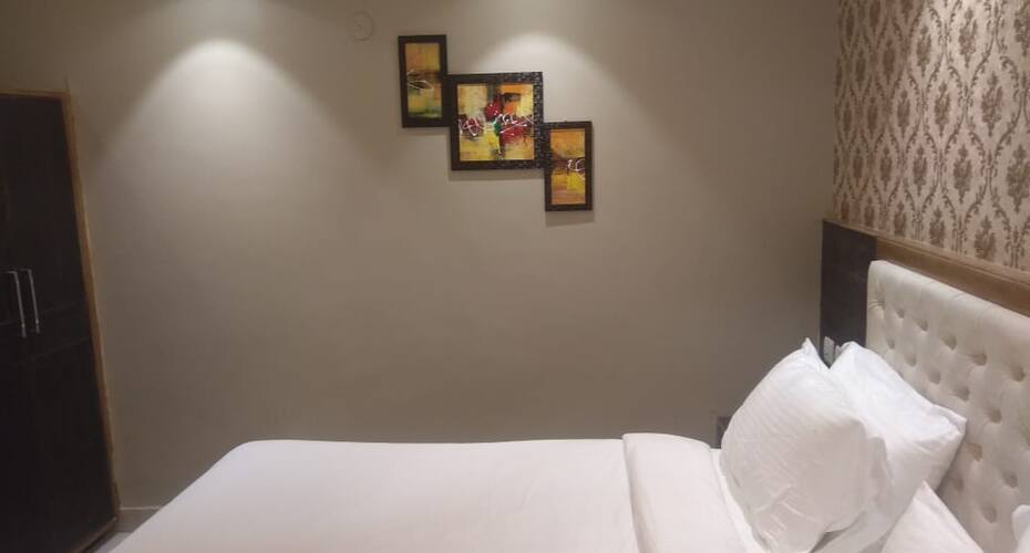 SVR- Hotel And Banquet, Patna 4