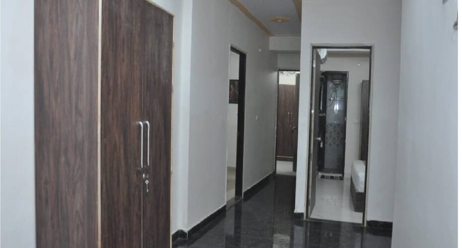 Hotel NH 2, Faridabad 5